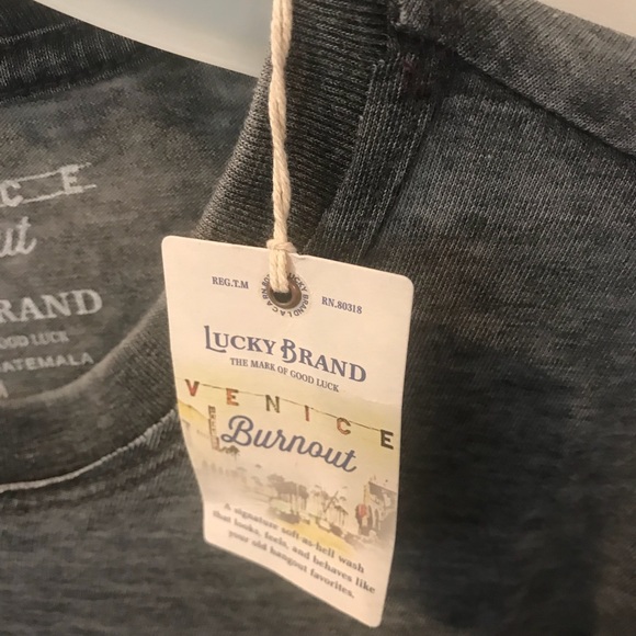 Lucky brand men’s tee brand new size m - Picture 3 of 4